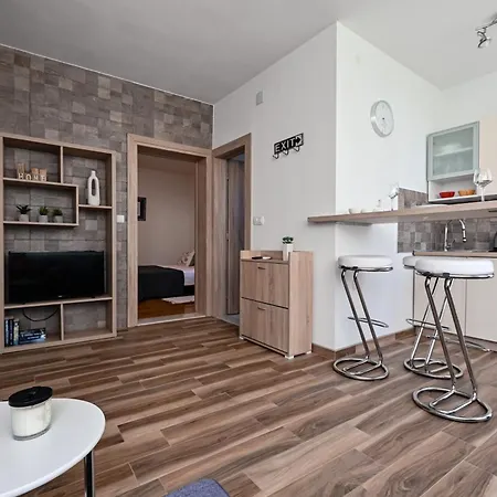 Apartment Remi Sukosan